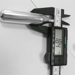 CO₂ gāzes kapsulu saturs 12g